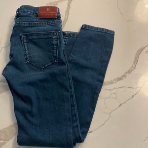Scotch R’Belle boys jeans. Excellent condition. Size: 6T. Adjustable waste.
